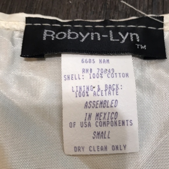 Vintage Valentines Day Hearts Holiday  Vest size small red ivory blue - Picture 2 of 6